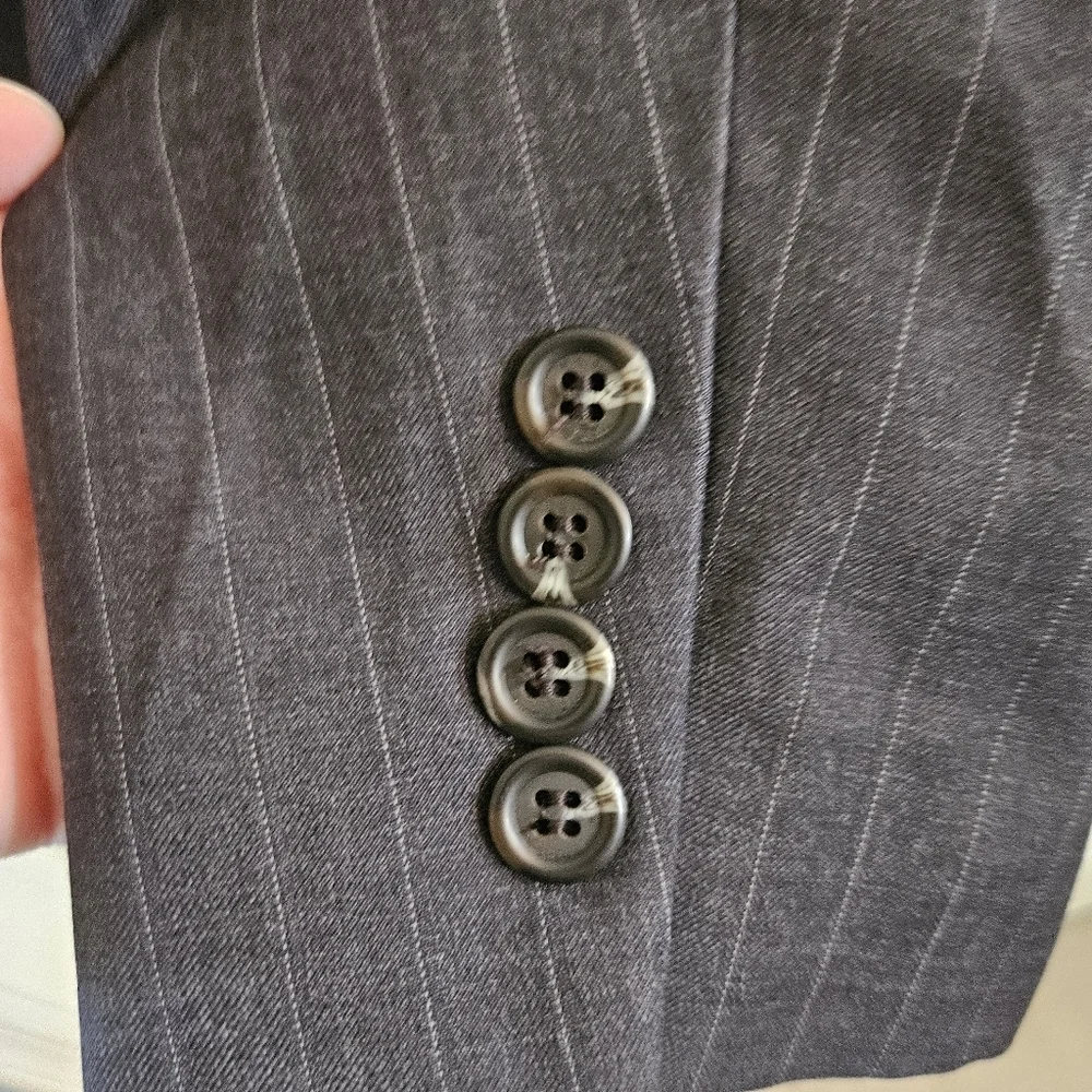 Lauren Ralph Lauren 100% Wool 2 Button Charcoal Pinstripe Jacket Made in Canada